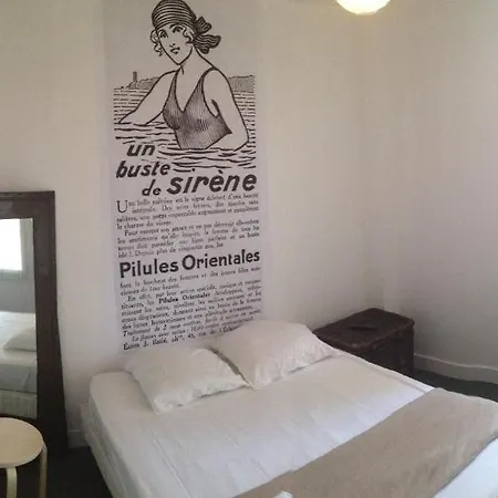 De La Pinede Szálloda 3*