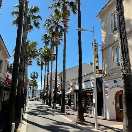 De La Pinede Juan-les-Pins