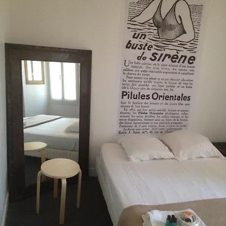 De La Pinede Otel